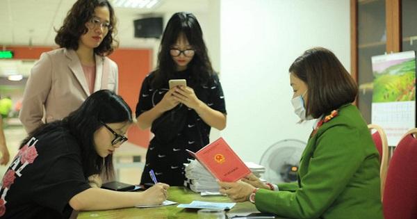 Công an thành phố Hà Nội dừng tiếp nhận hồ sơ đăng ký hộ khẩu