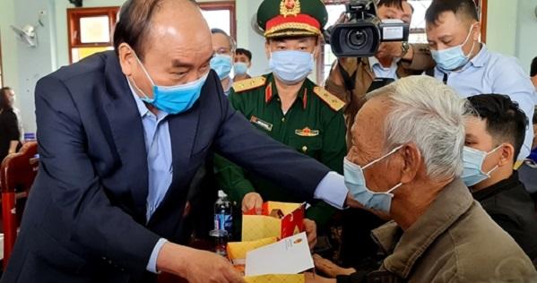 Dịp 27/7, hai mức quà tặng dành cho người có công tăng gấp đôi
