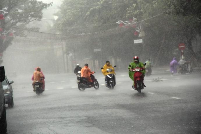 Đêm nay áp thấp nhiệt đới có thể đổ bộ từ Hải Phòng – Thanh Hóa