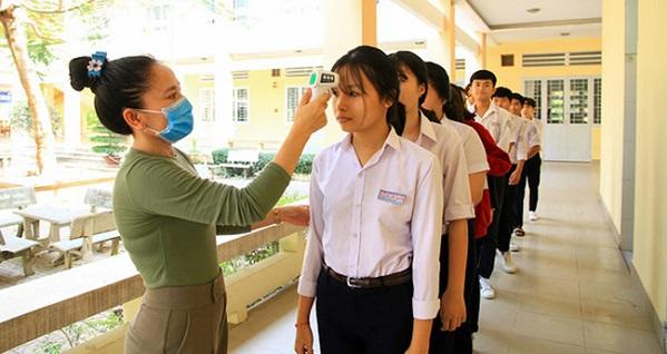 Học sinh Hà Nội sẽ không trở lại trường từ ngày 10/7