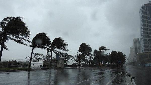 Áp thấp nhiệt đới mạnh lên thành bão số 4 giật cấp 10, có khả năng mạnh thêm