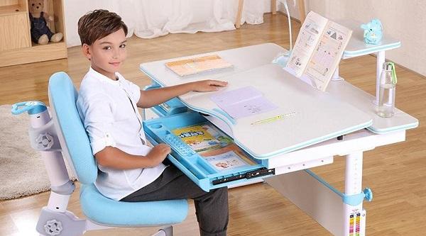 Top 5 bàn học chống gù hiệu quả cho trẻ