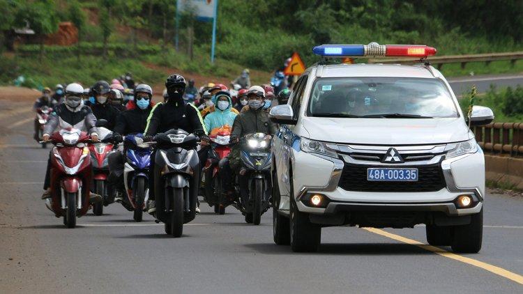 Thủ tướng ra công điện hỏa tốc chỉ đạo các tỉnh đưa đón người dân về quê