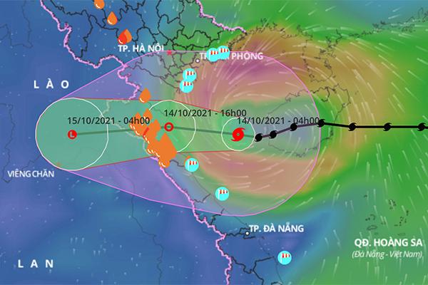 Bão số 8 vào Vịnh Bắc Bộ đêm qua, hướng thẳng từ Thanh Hóa đến Quảng Bình