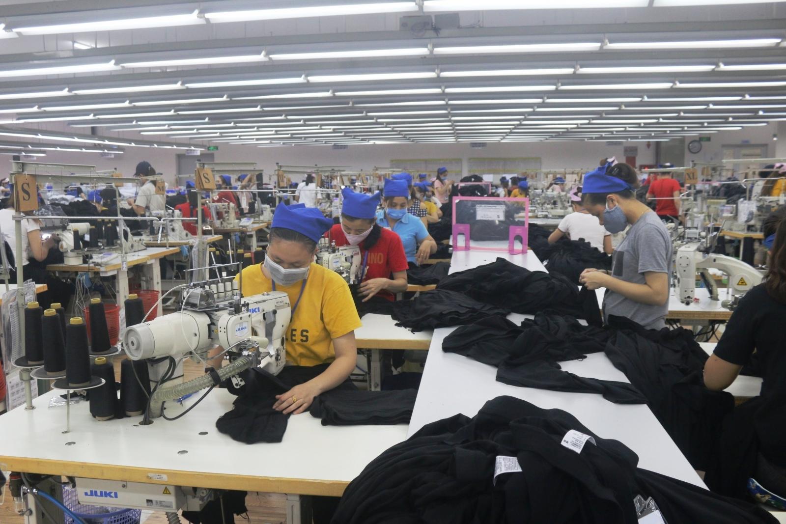 Thêm nhiều trường hợp được nhận hỗ trợ tiền mặt từ gói 26.000 tỷ đồng