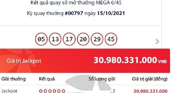 Một người ở Hà Tĩnh trúng giải Jackpot của Vietlott trị giá hơn 30 tỷ đồng