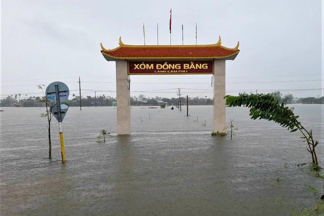 Từ nay đến ngày 29/10, miền Trung tiếp tục có mưa to, Biển Đông khả năng sắp đón thêm bão