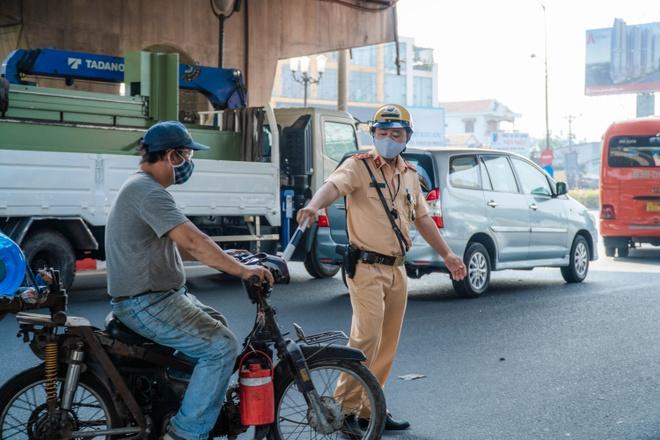 TP.HCM: Hạn cuối sang tên chính chủ xe cũ, xe không giấy tờ