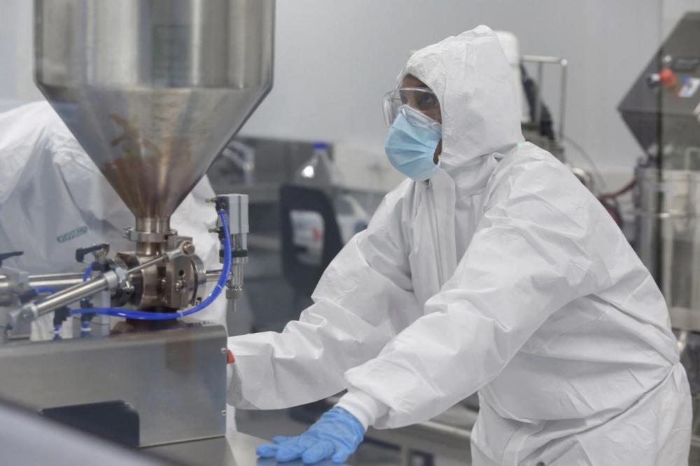 Việt Nam tiếp nhận công nghệ sản xuất vắc xin mRNA