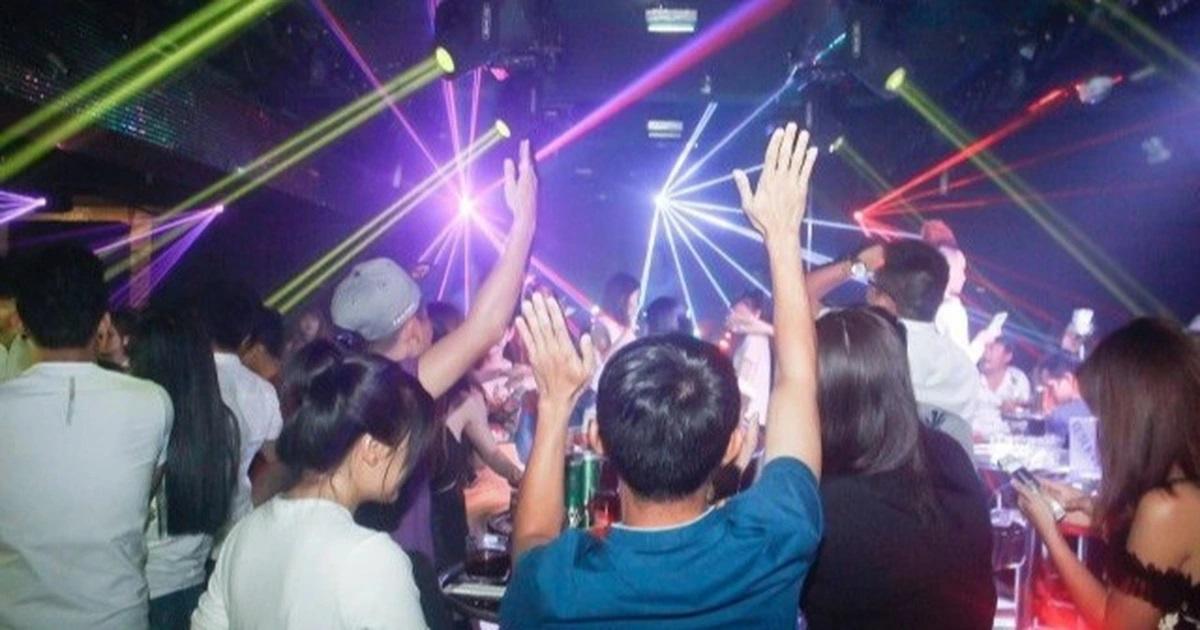 Hà Nội: Từ 0h ngày 8/4, karaoke, quán bar, mát xa, trò chơi điện tử, internet được hoạt động trở lại