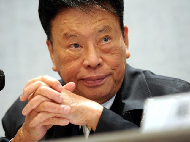 Vị tỷ phú châu Á để lại 46.000 tỉ đồng làm từ thiện, nổi tiếng với câu nói: "nếu các con của tôi tài giỏi, chúng sẽ chẳng cần tiền của tôi"