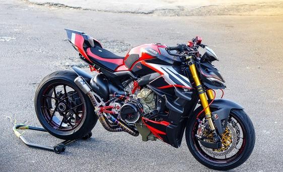 Bản độ Ducati Streetfighter V4 hoành tráng tiêu tốn tới cả tỷ đồng để "lên đồ chơi"