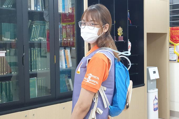 Nhóm sinh viên đại học Bách khoa Hà Nội sáng chế áo làm mát cho y bác sĩ phòng chống dịch Covid-19