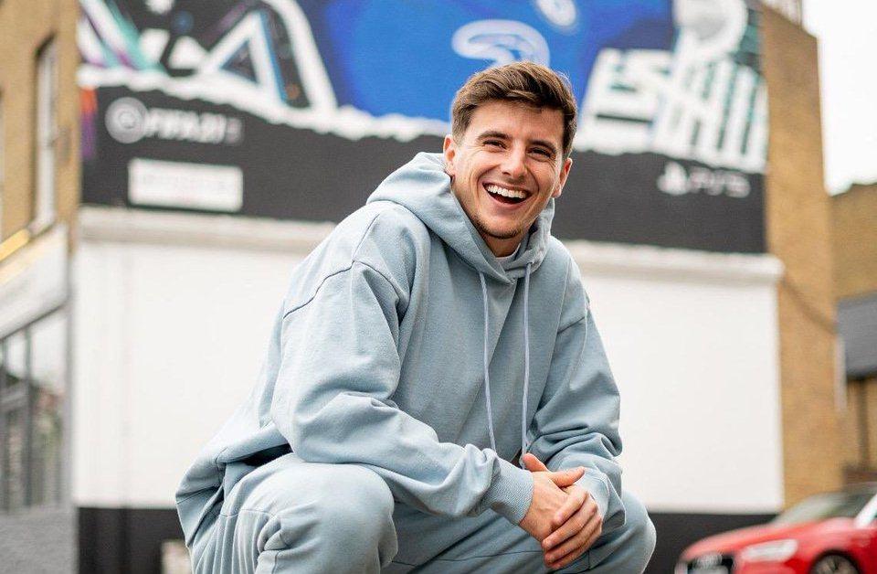 Danh sách 5 cầu thủ điển trai và có thân hình chuẩn siêu mẫu khiến chị em "mê đắm" nhất tại EURO 2020