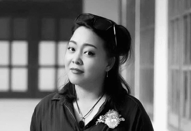 Ca sĩ Phan Cẩm Vân là ai? Tiểu sử ca sĩ, đạo diễn, nhà giáo Phan Cẩm Vân