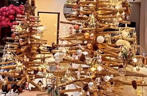 Choáng ngợp trước căn biệt thự 40 tỷ "diện đồ" đón Noel của Ngọc Trinh