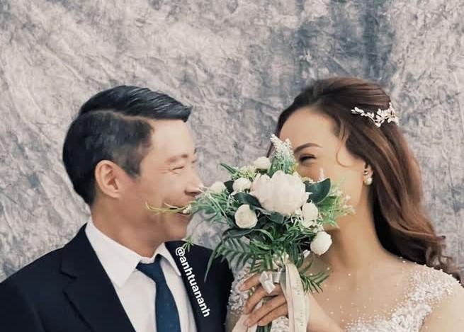 Hé lộ hậu trường chụp ảnh cưới của NSND Công Lý và bạn gái kém 15 tuổi