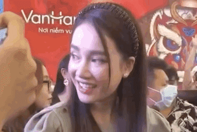 Dự sự kiện, Nhã Phương lộ khuyết điểm mà "mẹ bỉm" nào hầu như cũng có