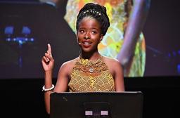 Cô gái gây chú ý khi đọc thơ trong lễ nhậm chức Tổng thống Joe Biden