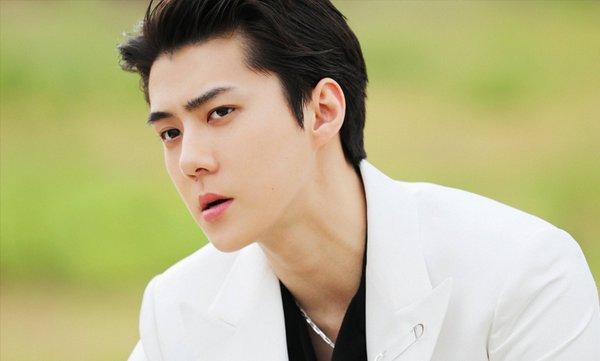 Sehun (EXO) chính thức lên tiếng về tin đồn đồng tính