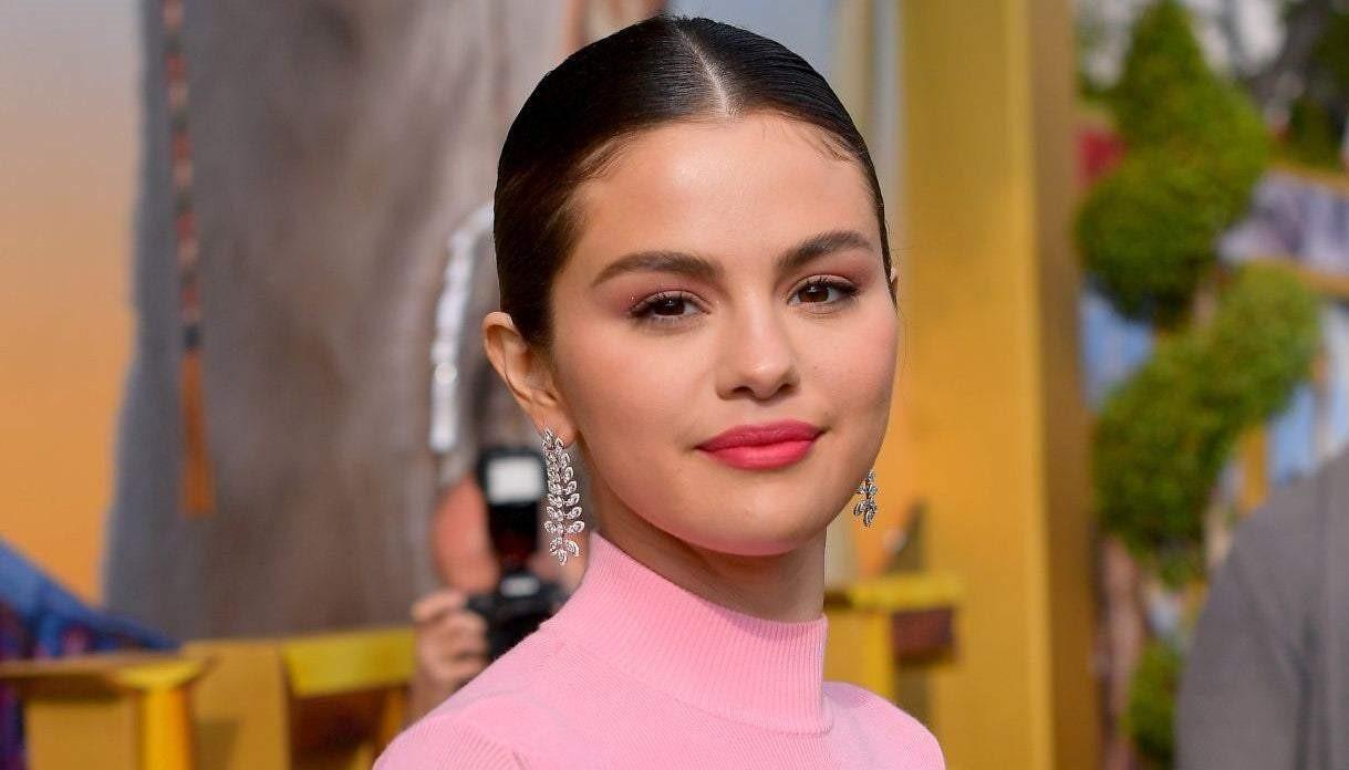 Selena Gomez bất ngờ tiết lộ sẽ thực hiện album cuối cùng và giải nghệ