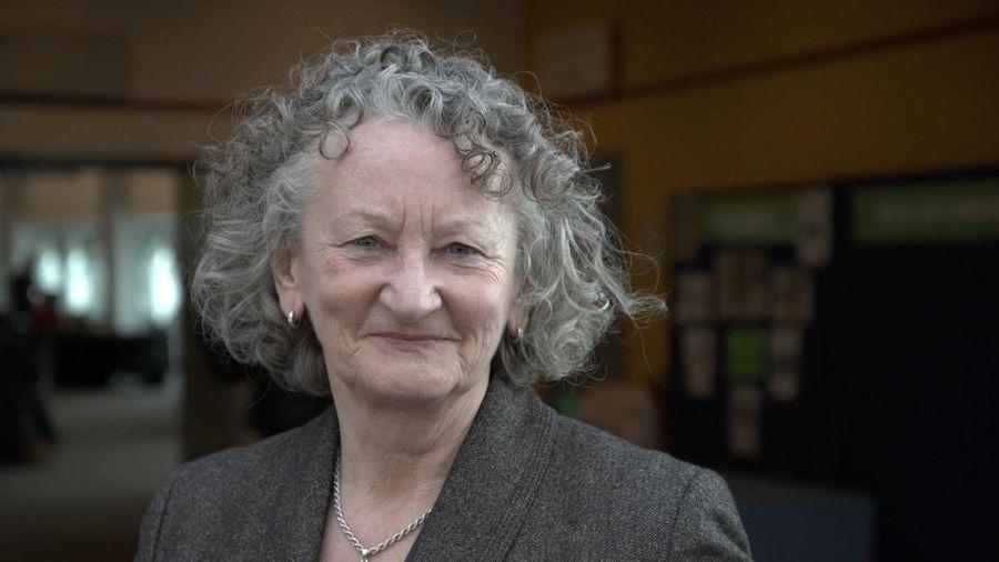 Đề xuất cấm đàn ông Anh ra đường sau 6 giờ tối để giữ an toàn cho phụ nữ