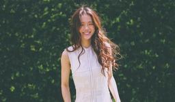 Linh Ka gây thương nhớ với bộ ảnh khoe vẻ trong veo ở tuổi 19