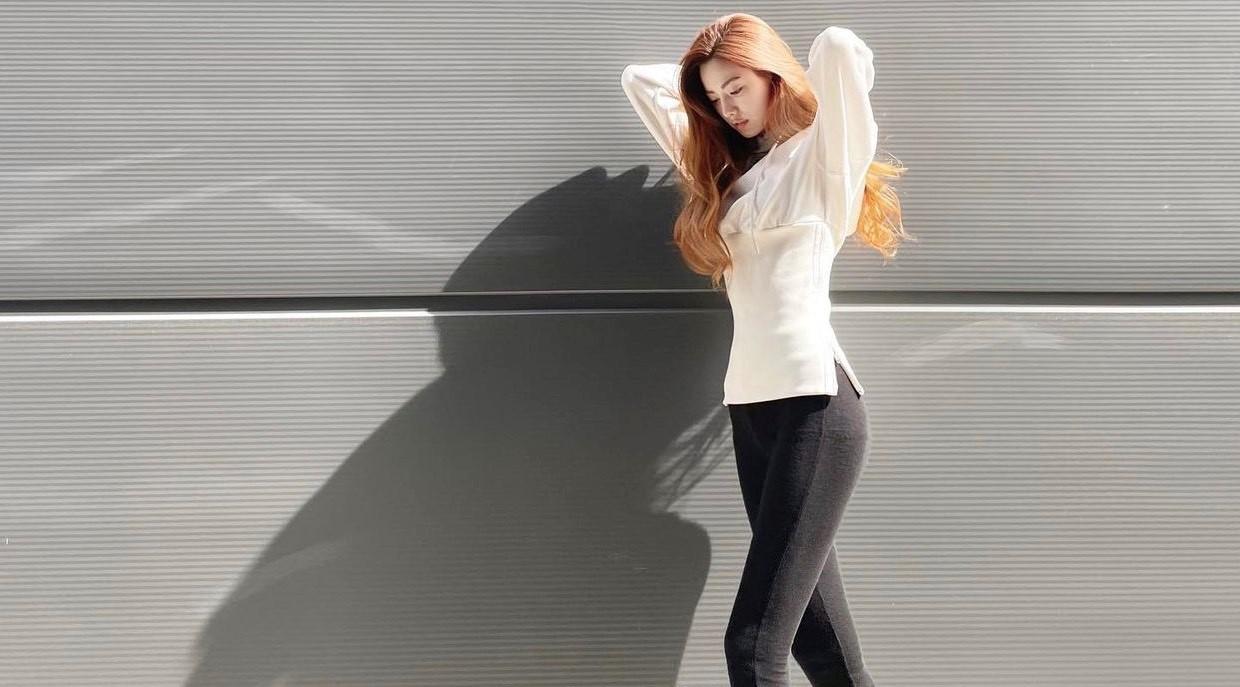 Mỹ nhân Hàn đẹp nhất thế giới Nana (After School) khoe chân dài đến khó tin