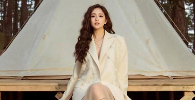 Mai Phương Thúy tự "bóc mẽ" chiều cao thật của mình