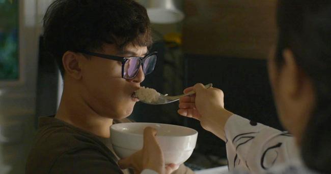 Hãy nói lời yêu tập 15: Nguyệt Hằng có dấu hiệu tâm thần, Anh Vũ bất ngờ hôn Bảo Hân