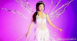 Ảnh thời sinh viên của Triệu Lộ Tư: Mũi cao, mắt sáng, dáng xinh