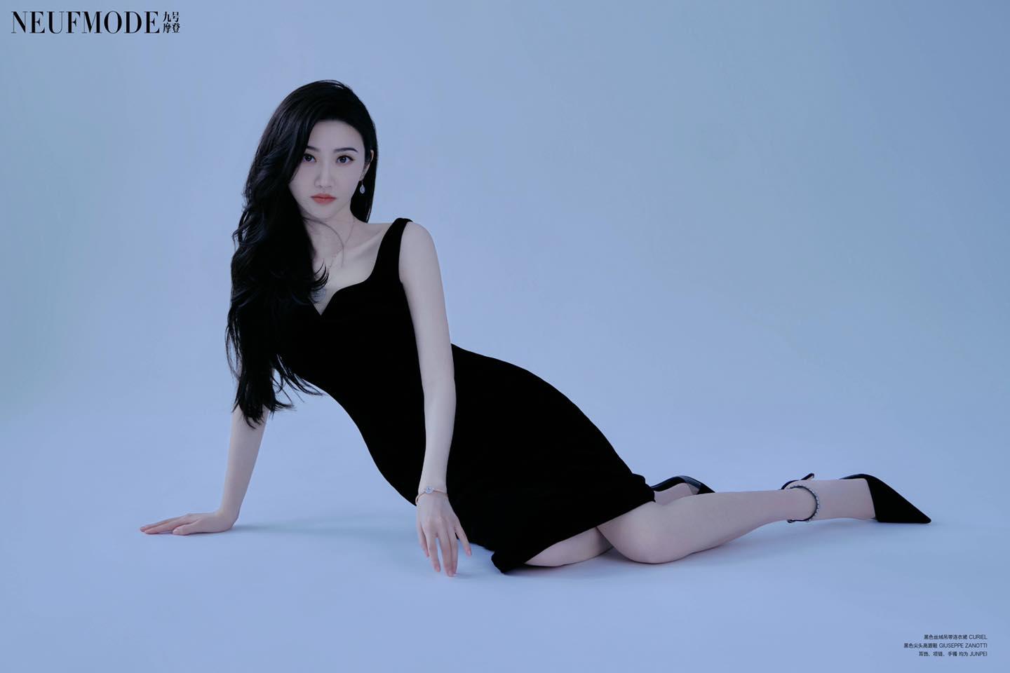 Cảnh Điềm hóa "nàng thơ" đẹp tinh khôi trong ảnh tạp chí Neufmode