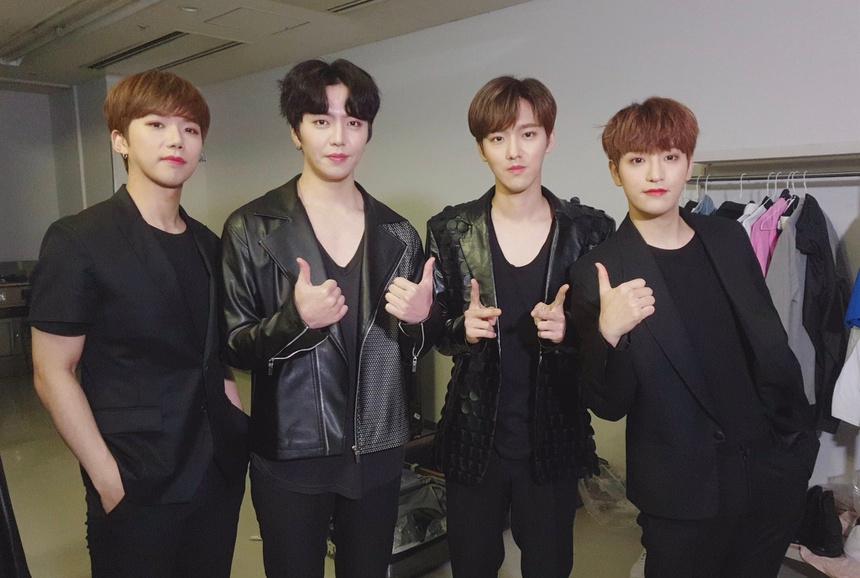 Nhóm nhạc 100% chính thức giải thể sau 9 năm