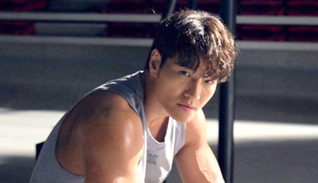 Kim Jong Kook lên tiếng khi bị nghi ngờ dùng chất cấm để tăng cơ bắp