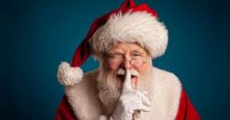 Điều chưa biết về ông già Noel: Xuất thân là "yêu tinh", không phải lúc nào cũng mặc đồ màu đỏ