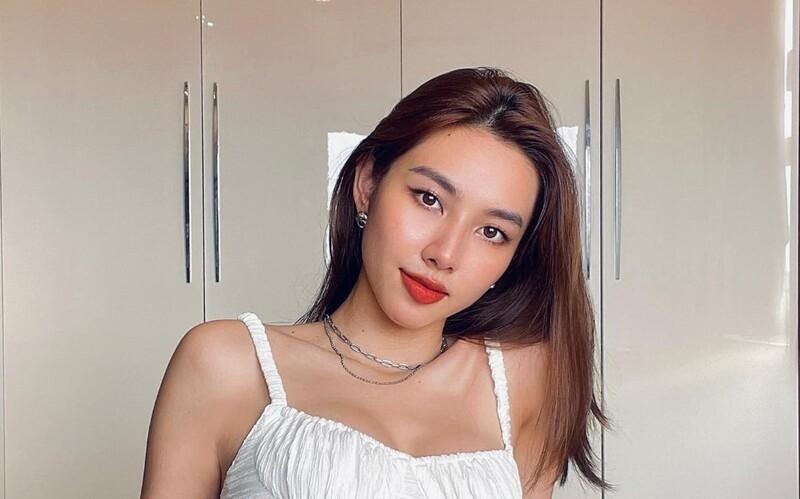 Loạt ảnh đời thường khác xa với hình tượng Hoa hậu của Thùy Tiên