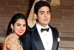 Cặp song sinh của tỉ phú giàu nhất châu Á: Sinh ra từ ống nghiệm, sống trong sang giàu tột bậc