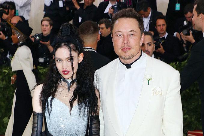 Tỷ phú Elon Musk bí mật tái hợp bạn gái cũ, đẻ con gái có tên là thuật ngữ siêu máy tính
