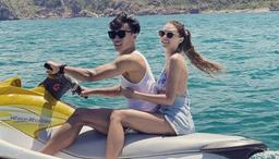 Bất chấp ồn ào kiện tụng với CLB TP.HCM, Bùi Tiến Dũng đưa bạn gái Tây đi chơi biển