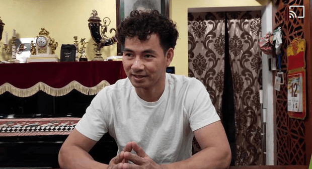 Trái ngược với bà xã, Xuân Bắc được nhiều người nể phục cách dạy con vừa nghiêm vừa khéo léo