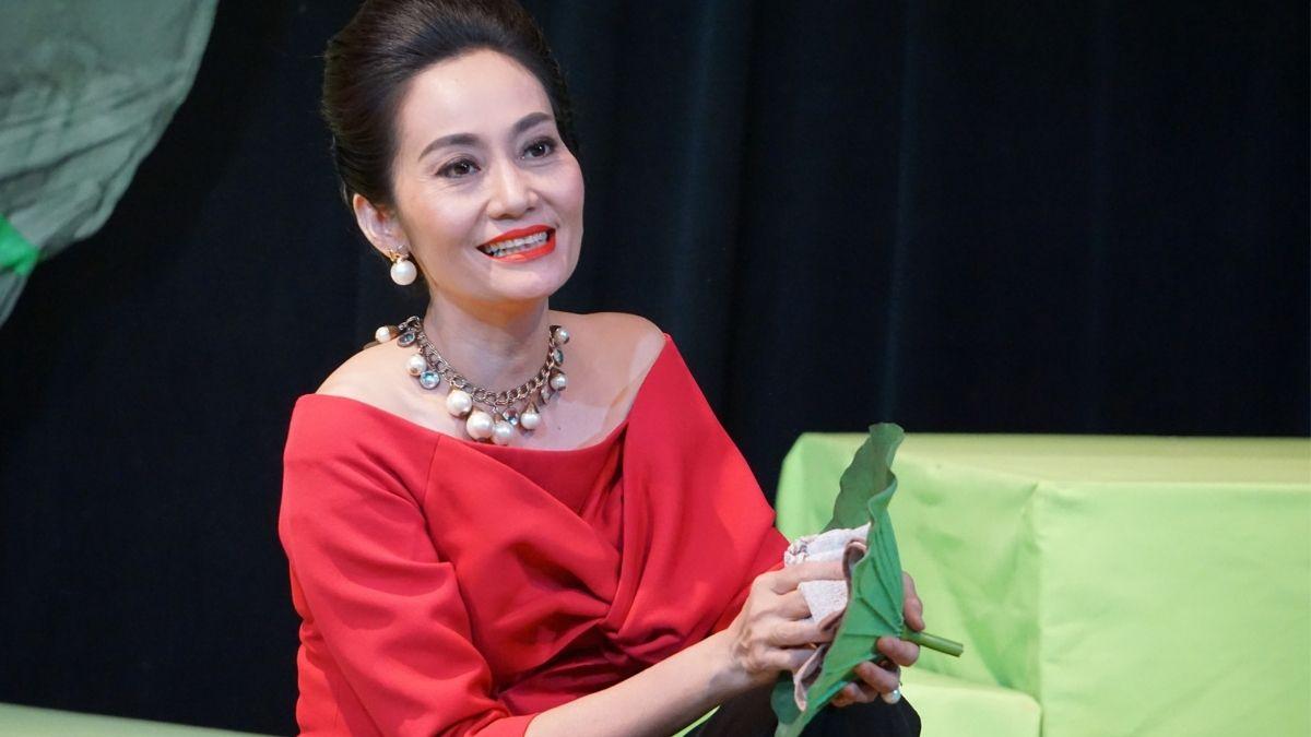 NSƯT Hạnh Thúy: Tài khoản chỉ có hạn mức 50 triệu, đến tiệc nhà đại gia chỉ uống nước suối