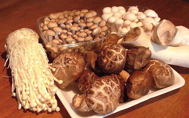 Mẹo nhỏ bảo quản nấm trong tủ lạnh luôn tươi ngon như lúc mới mua