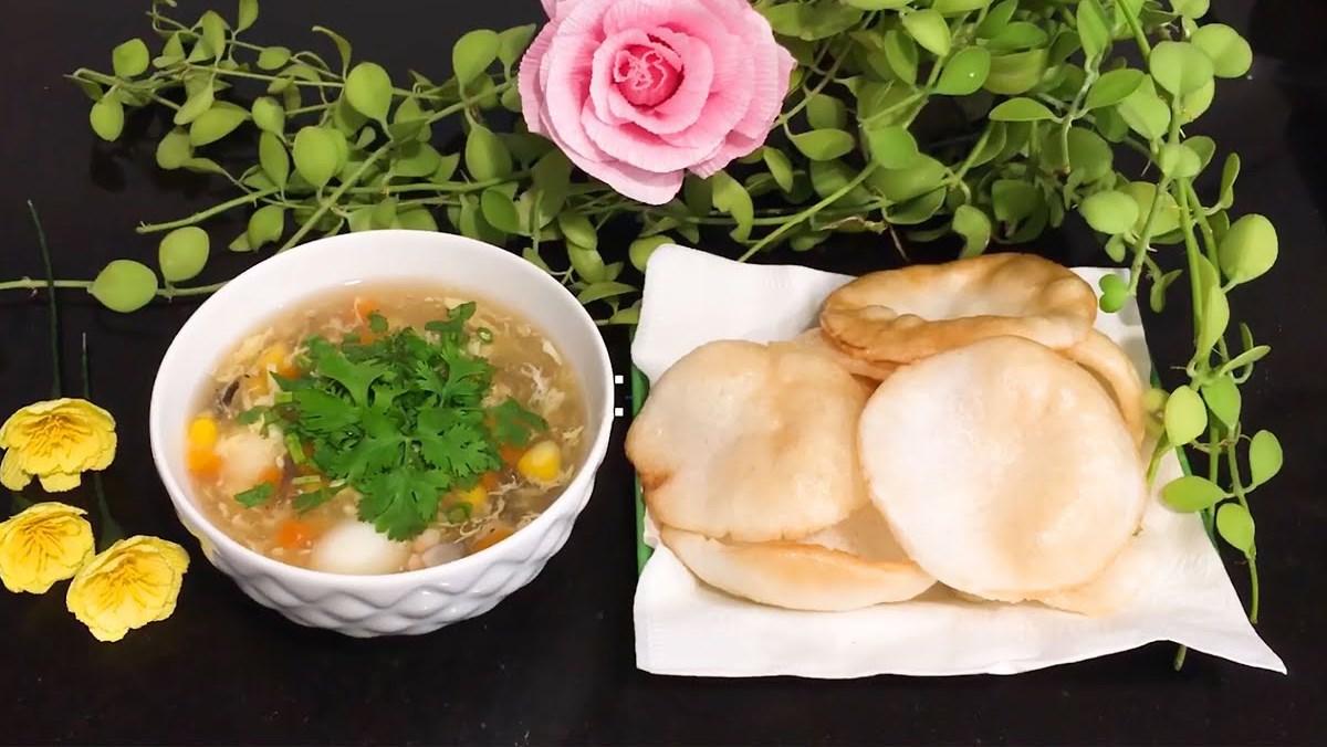 Cách nấu súp tôm ngọt thơm, bổ dưỡng mà nhẹ bụng