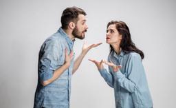 Cách làm con gái hết giận qua tin nhắn, đảm bảo nàng mềm lòng ngay lập tức