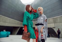 Nghề stylist có 'hào nhoáng' như mọi người vẫn nghĩ?