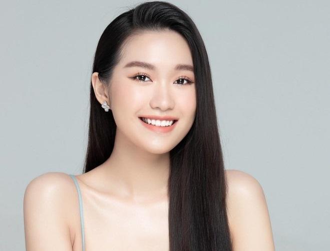 Top 3 thí sinh Hoa hậu Việt Nam 2020 chứng minh chân dài não cũng... dài