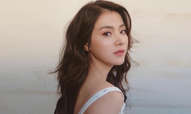 Tử vi ngày 14/10 của 12 con giáp: Mùi gặp áp lực công việc