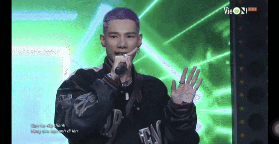 "Giàu vì bạn sang vì vợ" của MCK bị tố đạo bản hit của tình cũ Kylie Jenner