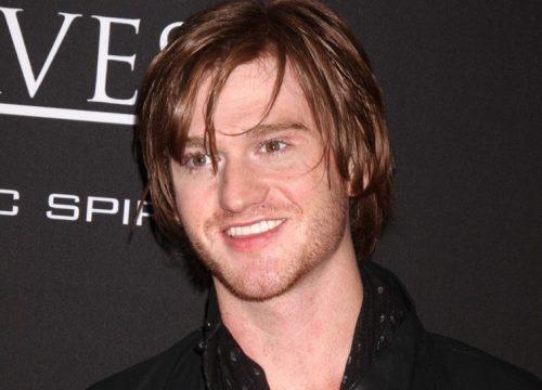 HOT: Diễn viên Eddie Hassell bị bắn chết trước nhà bạn gái