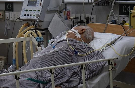 Một cụ ông ngộ độc pate Minh Chay đã tử vong